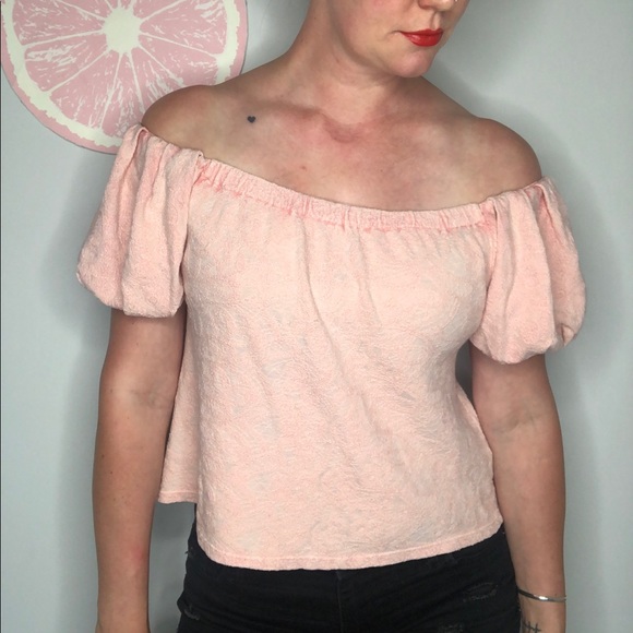 Free People top off shoulder embroidery pink small - Picture 1 of 7
